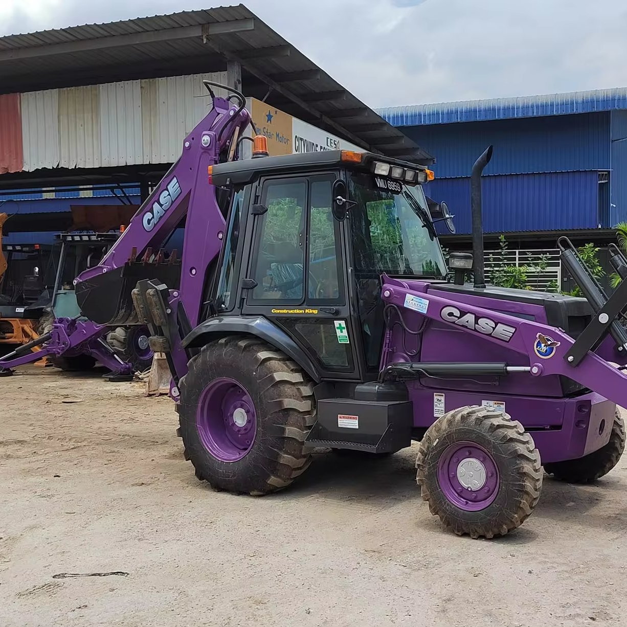 Fairly Used Affordable CASE Backhoe Loader With In Stock Ready For Shipment