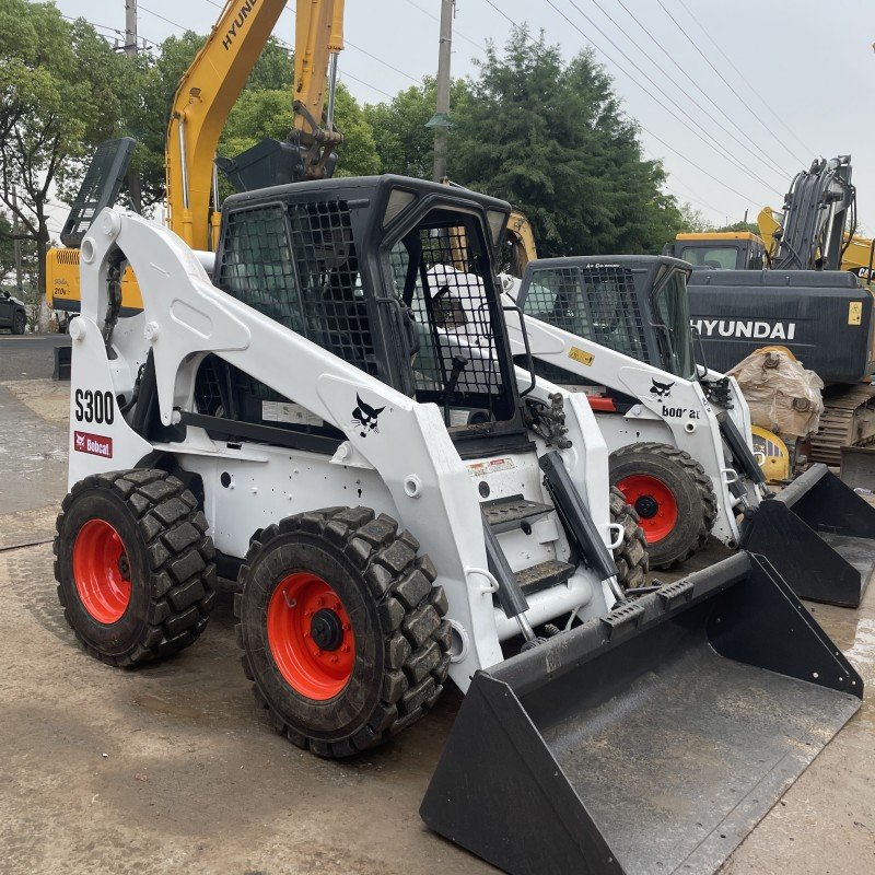 Good Condition Used Bobcat S300 Used Mini Skid Steer Loader Bobcat S300 Mini Used Skid Steer Loaders For Sale