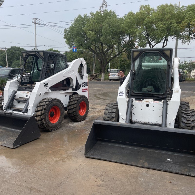 Good Condition Used Bobcat S300 Used Mini Skid Steer Loader Bobcat S300 Mini Used Skid Steer Loaders For Sale