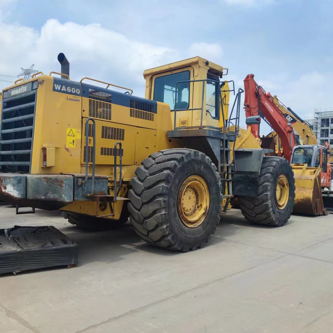 Komatsu Wa600-3 Wheel Loader 12 Ton Front End Loader Japan Made Original Price Low wa600 980 cheap loader