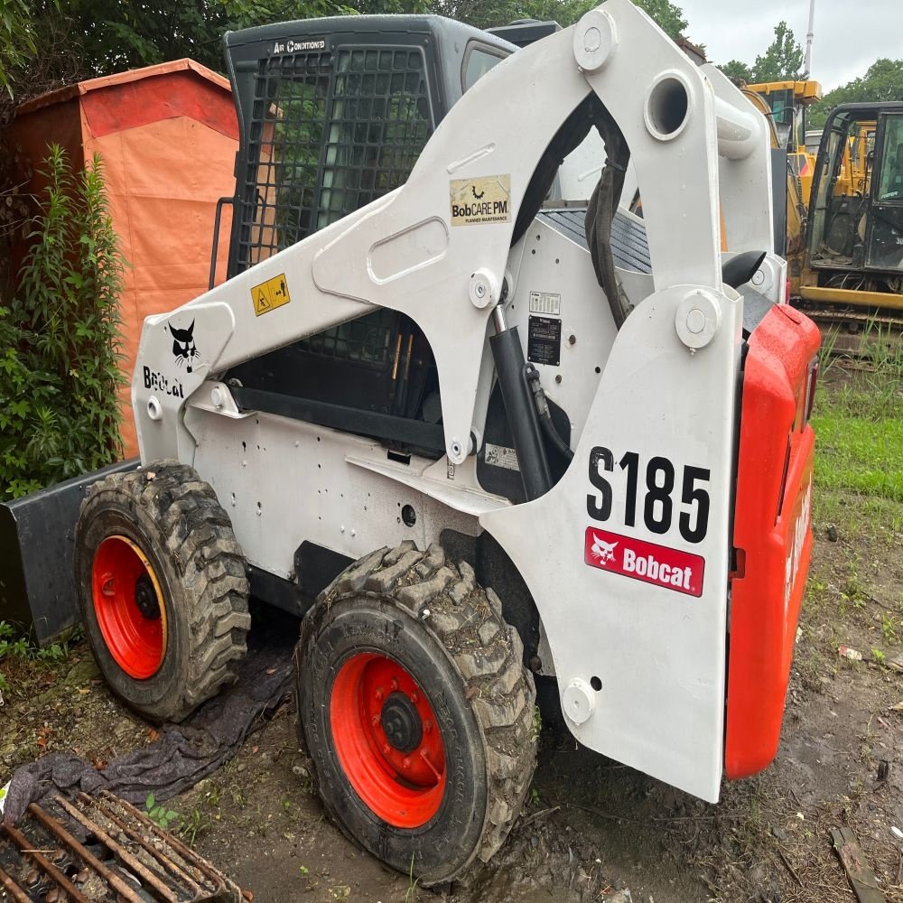 Used Mini Bobcat S185 Skid Steer Loader with 95% New Components 2ton 3ton Small Backhoe Kubota Engine CE Certified