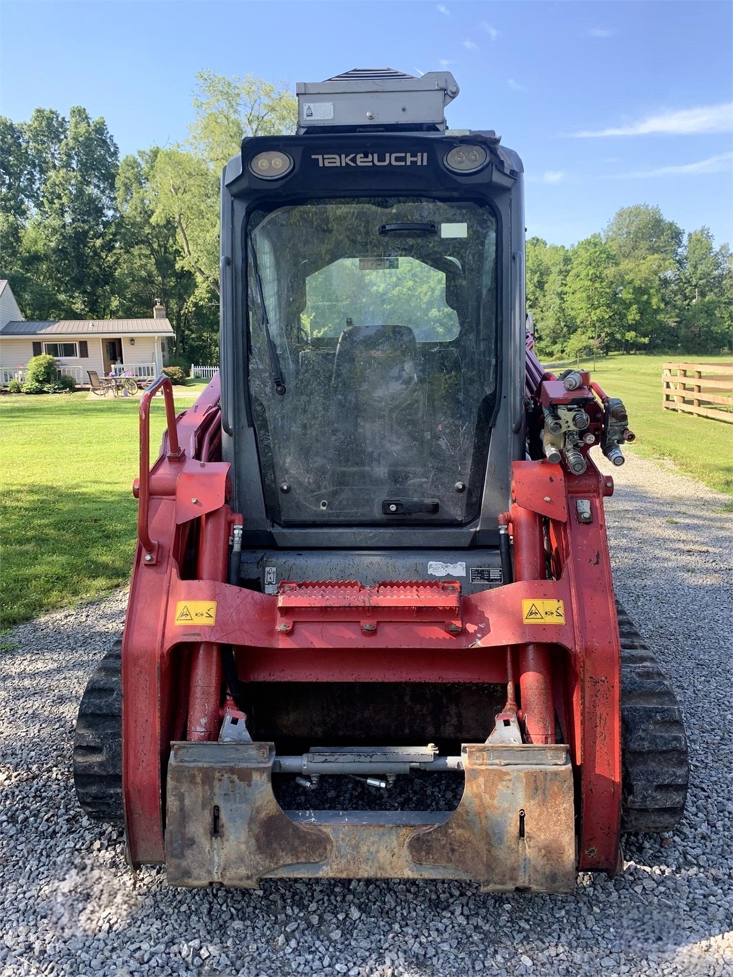 Affordable Price Fairly Used 2018 TAKEUCHI TL12R2 in Great Condition Ready to Ship Worldwide
