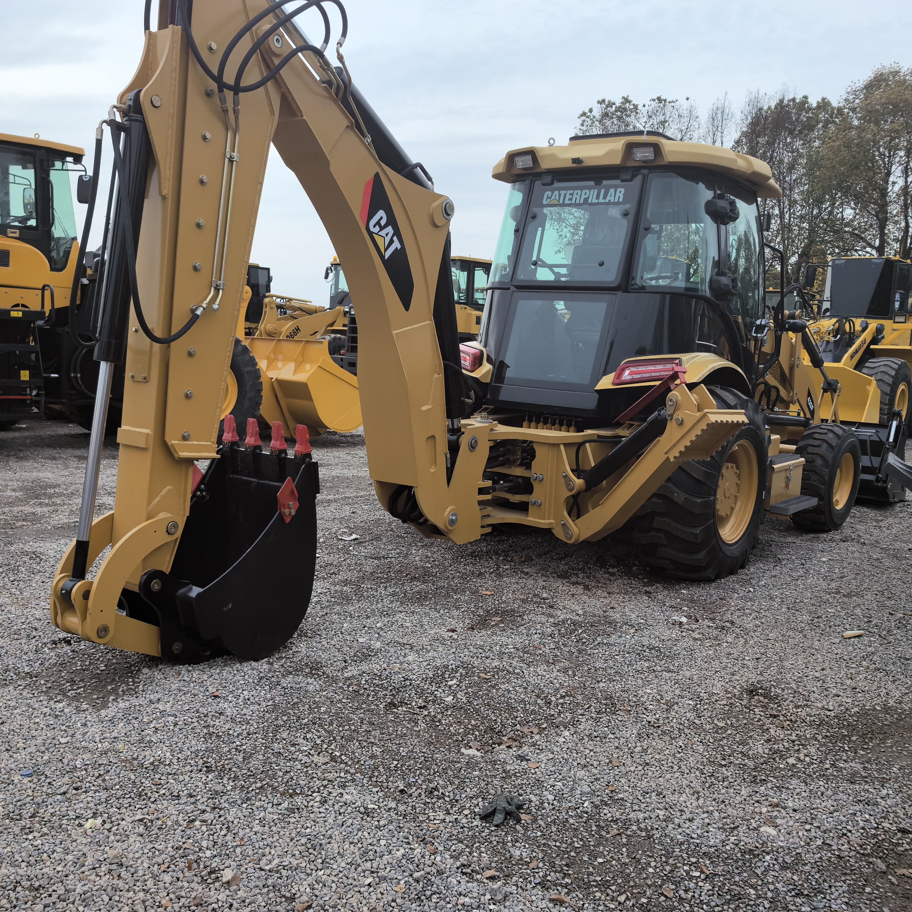 Factory direct sales of second-hand CAT420F excavator loader hot selling,backhoe cat 420f used excavators