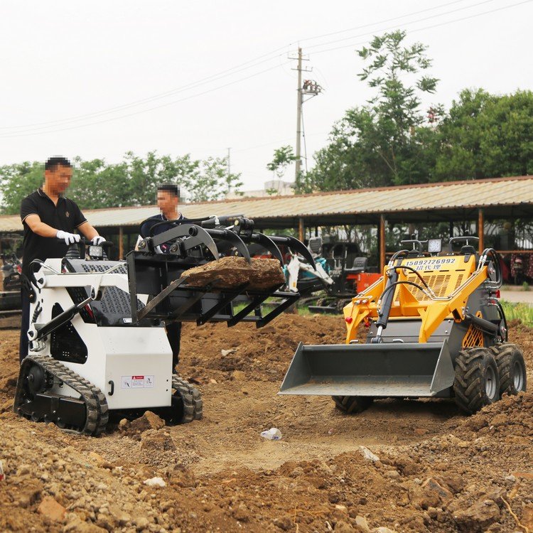 China Factory Sale Front End Loaders Compact Wheel mini small Skid Steer Loader With Diesel Engine CE epa