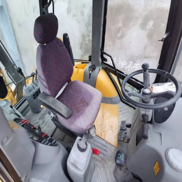 mini loader used backhoe loader cat 420f for sale in Shanghai used cat backhoe retro excavator CAT 420F 420F2