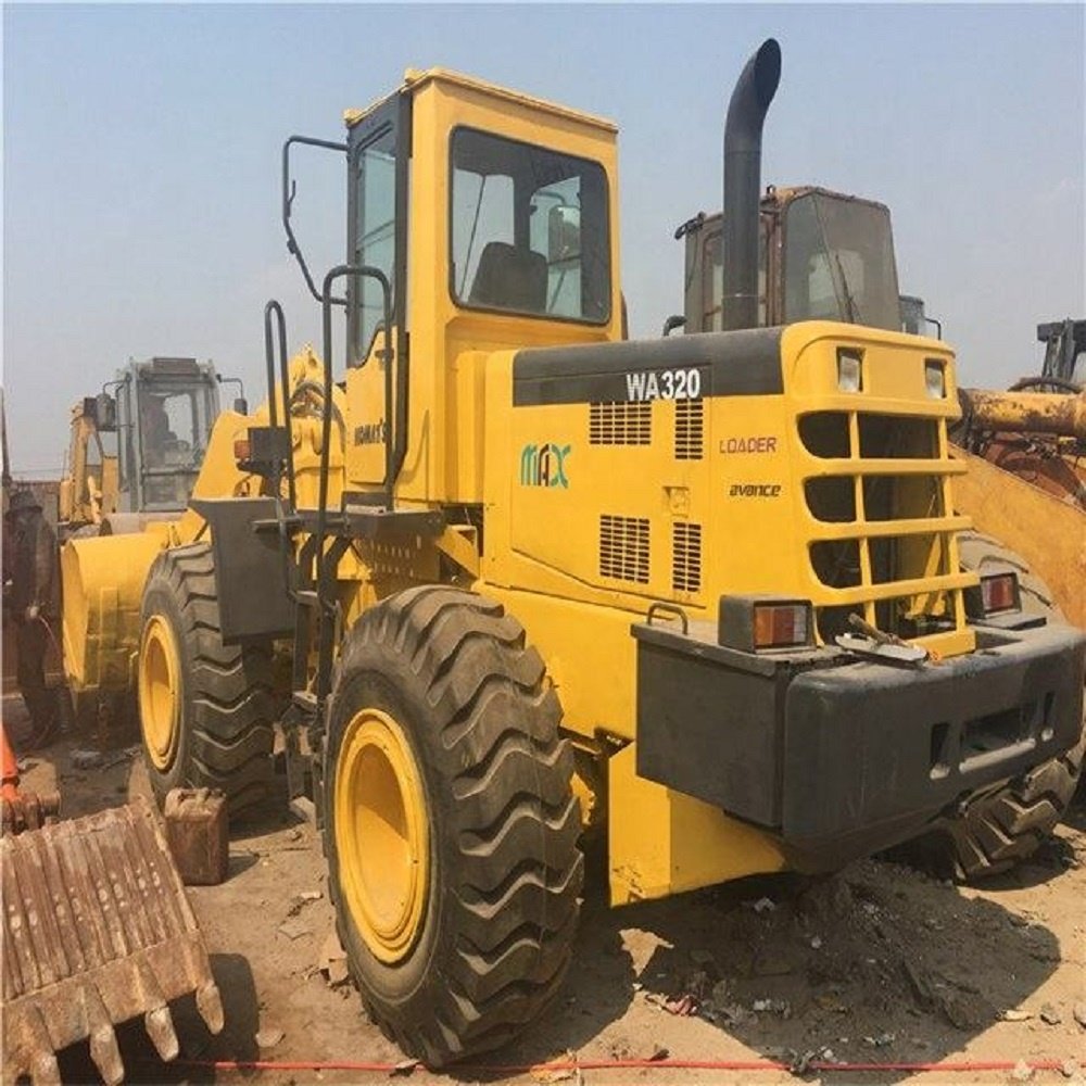 Komatsu WA320 used wheel loader