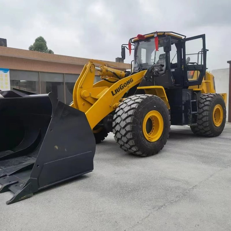 Cheap used wheel loader Liugong CLG870H heavy payloader, China made Liugong CLG 856 870 earth-moving loader on stock
