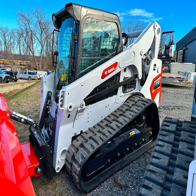 New Bobcat T770 Skid Steer Track Loader