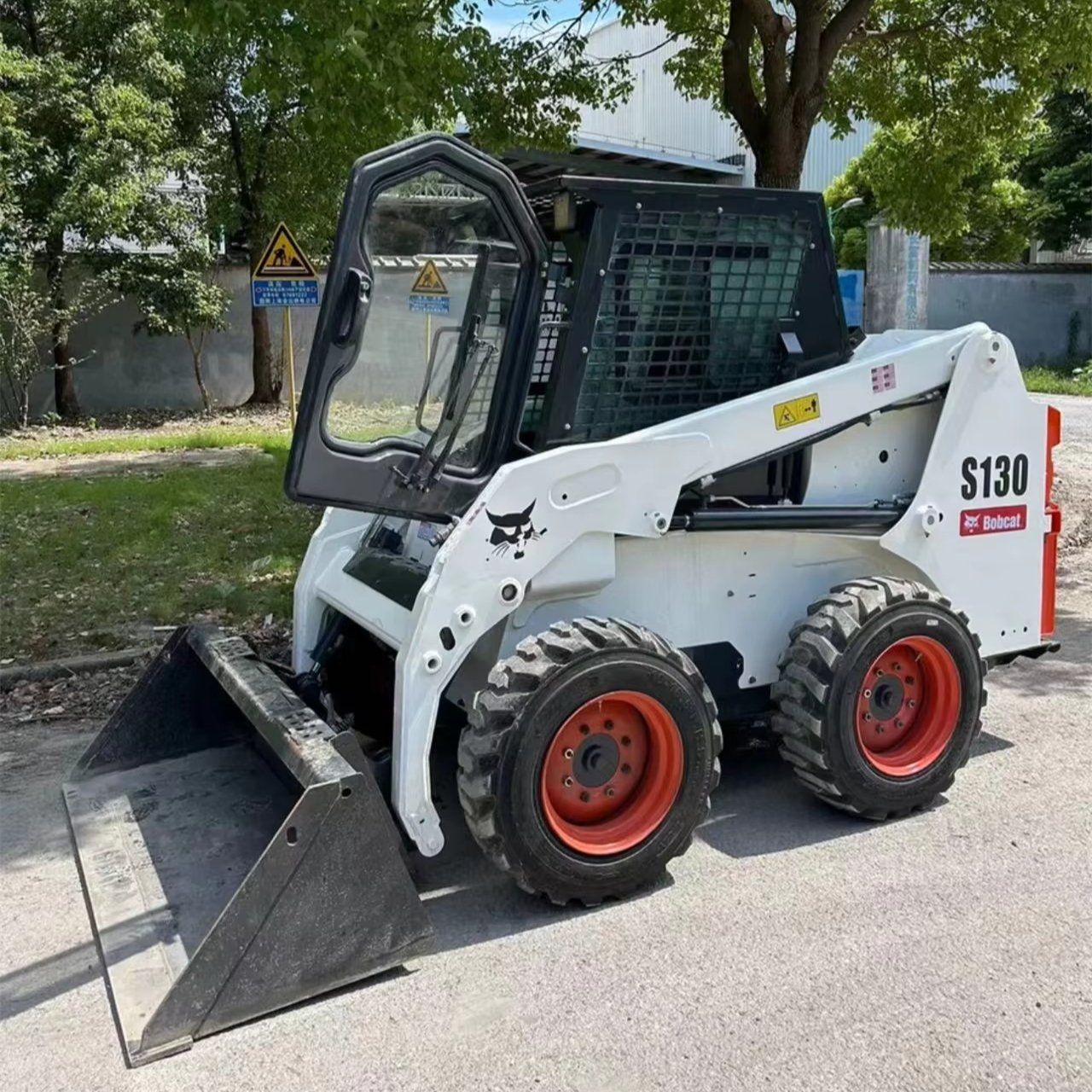 Skid Steer Loader 1 ton 2ton Bobcat S130 Used Loaders Diesel engine used Bobcat S130 Slide loader hot sale S18/S70/S160/S185