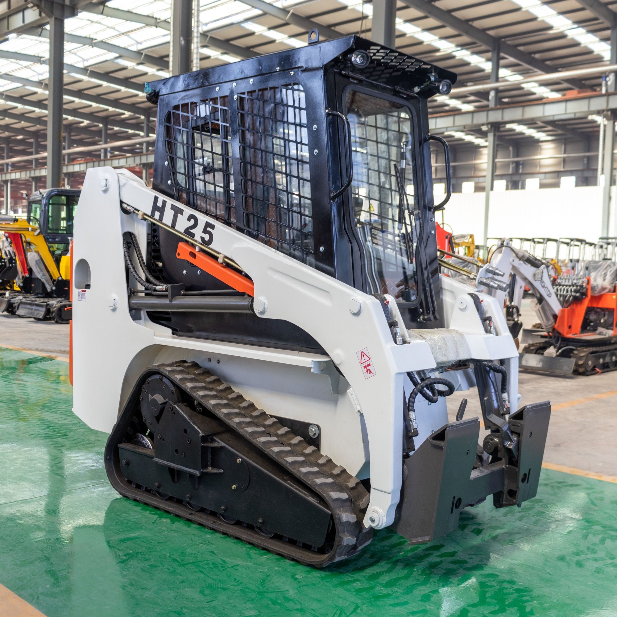 Mini Skid Steer Loader Mini Crawler Tracked Wheel Skid Steer Loader With Attachment from China factory