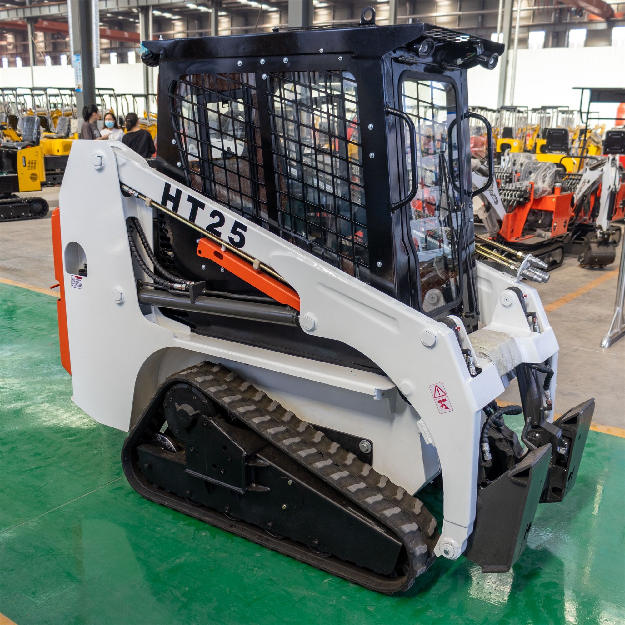 Mini Skid Steer Loader Mini Crawler Tracked Wheel Skid Steer Loader With Attachment from China factory