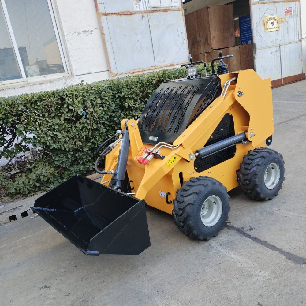 Euro 5 CE EPA China Manufacturer Small mini Skid steer loader 500KG 1 ton Mini Wheel Loader skid used loaders Fast delivery