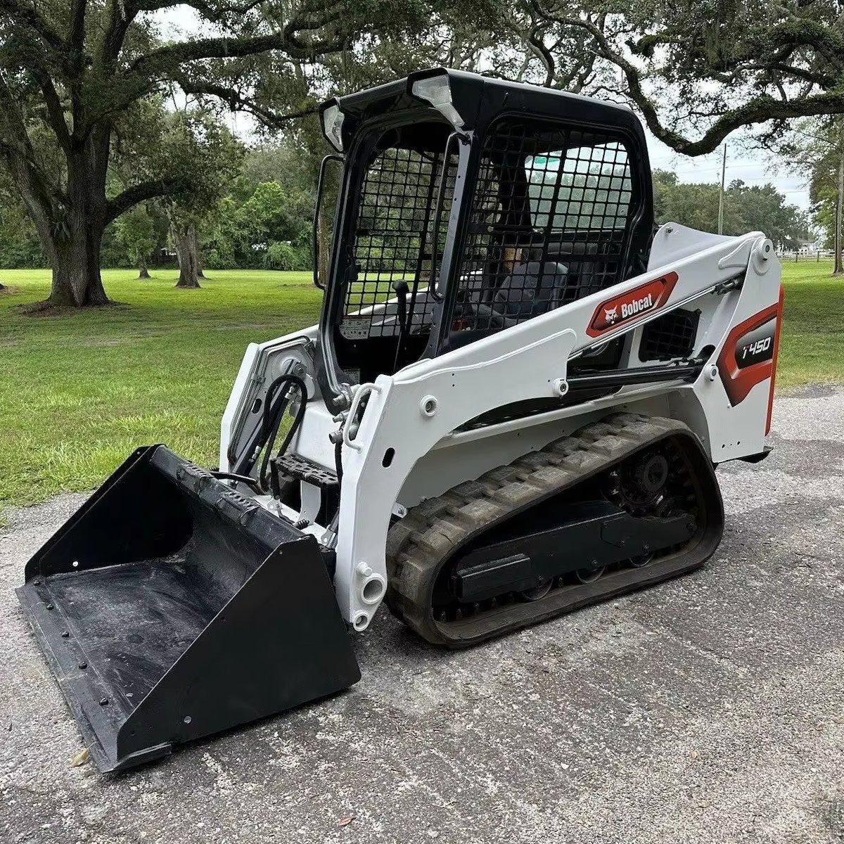 BOBCAT T450 SKID STEER LOADER Used Bobcat Skid Steer Loader T650 with good condition for sale