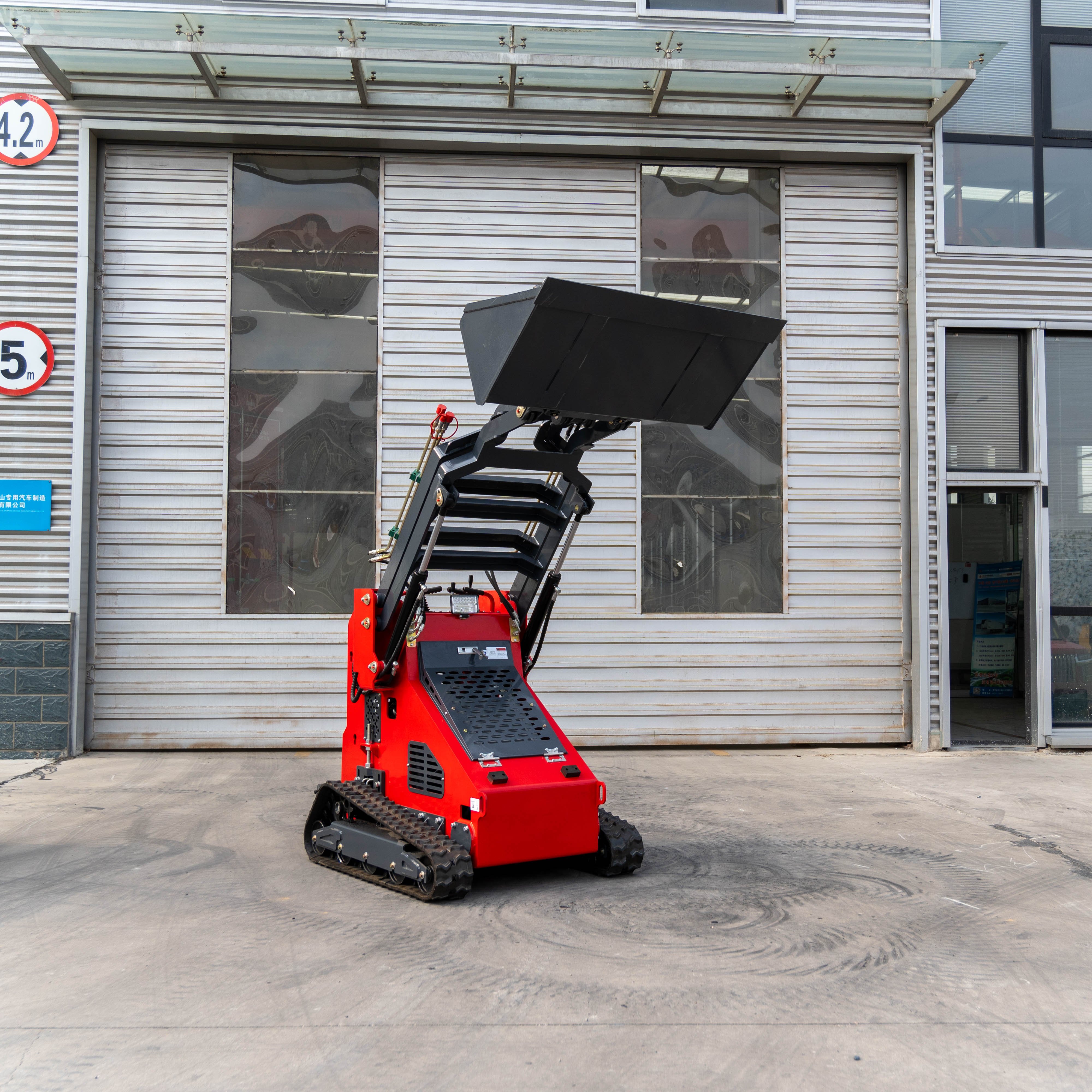 China mini skid steer loader small grapple rock bucket excavator wood grab grapple bucket for sale