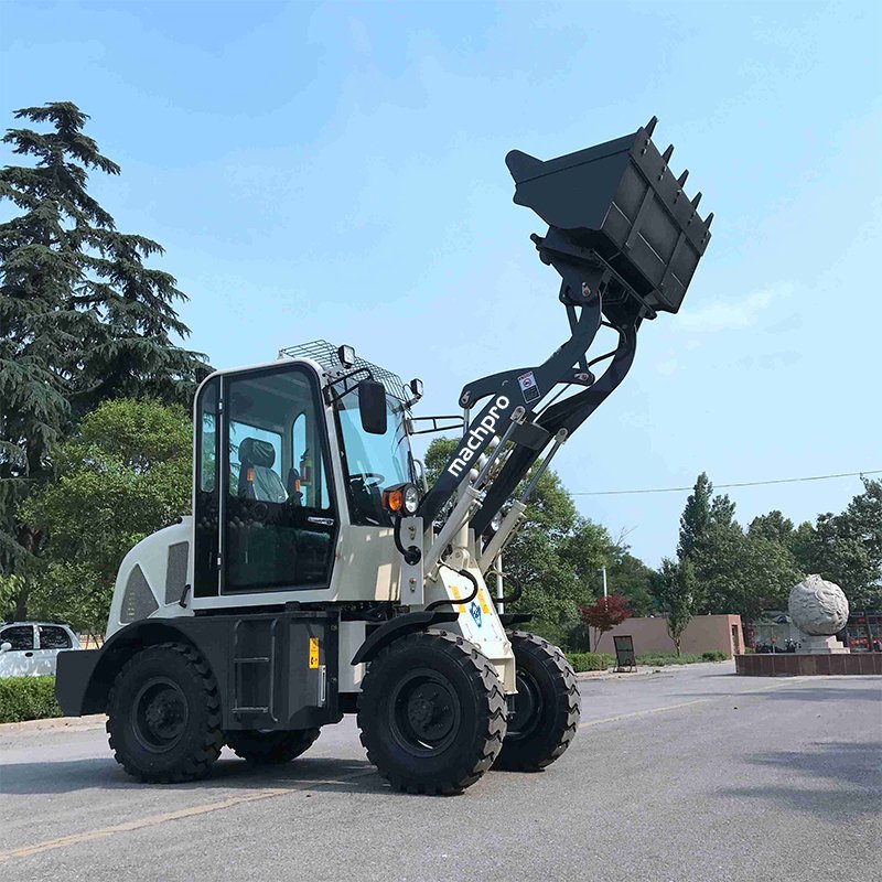 MACHPRO MLE808 THE CE-CERTIFIED MINI LOADER WITH 2350MM DUMP HEIGHT FOR ENHANCED REACH