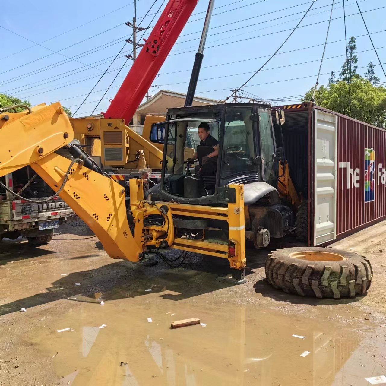 UK made original JCB 3CX backhoe loader loading service Cheap used 3CX tlb loader and digger sold to south America