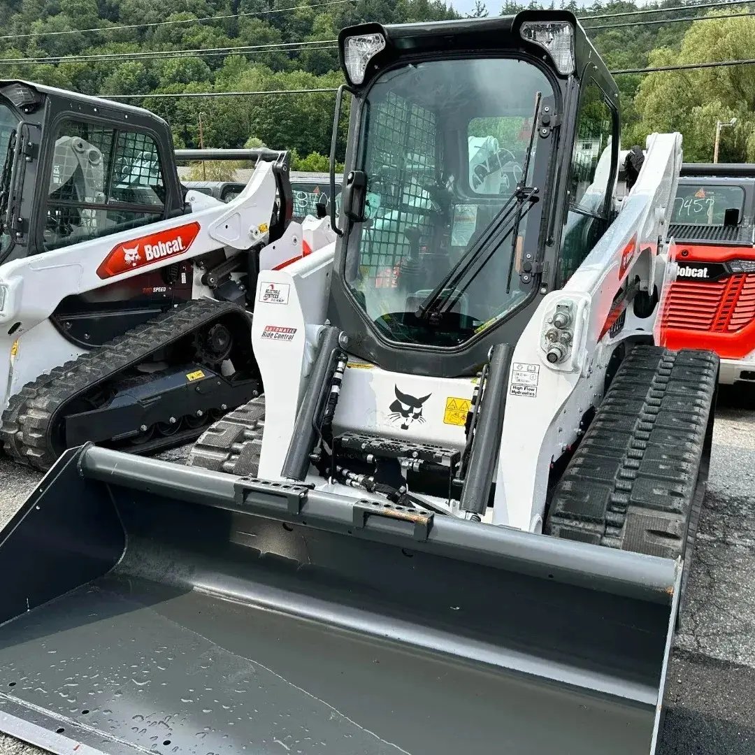New Bobcat T770 Skid Steer Loader on Sale Unique Long Power Hydraulic Front Mini Loader with Engine and Motor Core Components