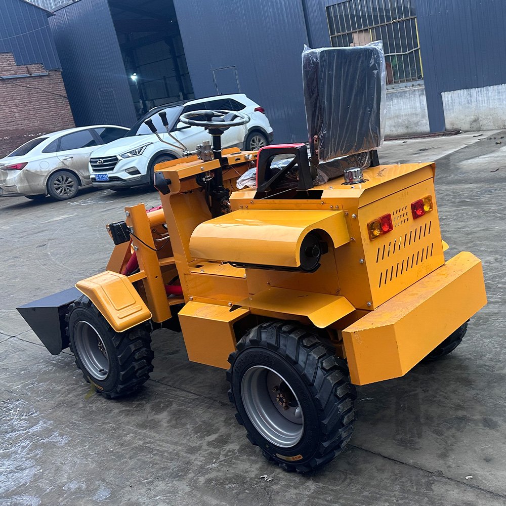 Euro5 EPA engine 600kg mini wheel loader compact diesel loader
