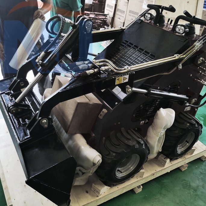 Used Mini Skid Steer Loader Bobcat 1 ton wheel small skid steer mini loader with bucket