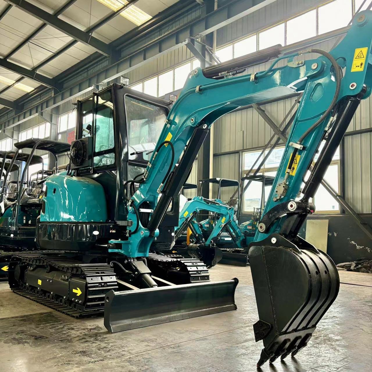 !Mini Excavator Crawler Digger Farm Excavator Machine New Mini bagger USA Engine Mini Excavator For Sale