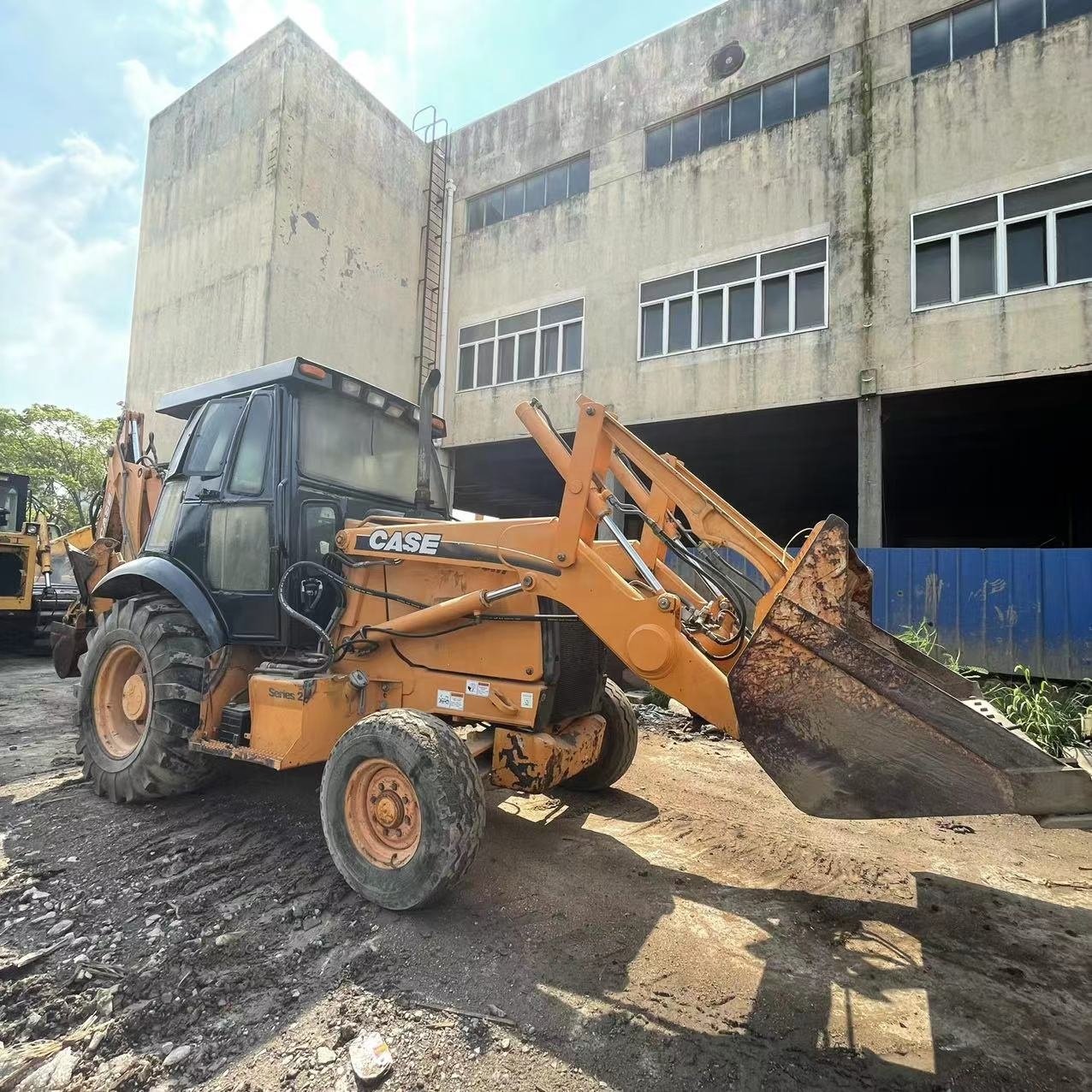 Original Used case 580N Front Backhoe loader cheap case 580m 4x2 4x4 type tractor in good condition