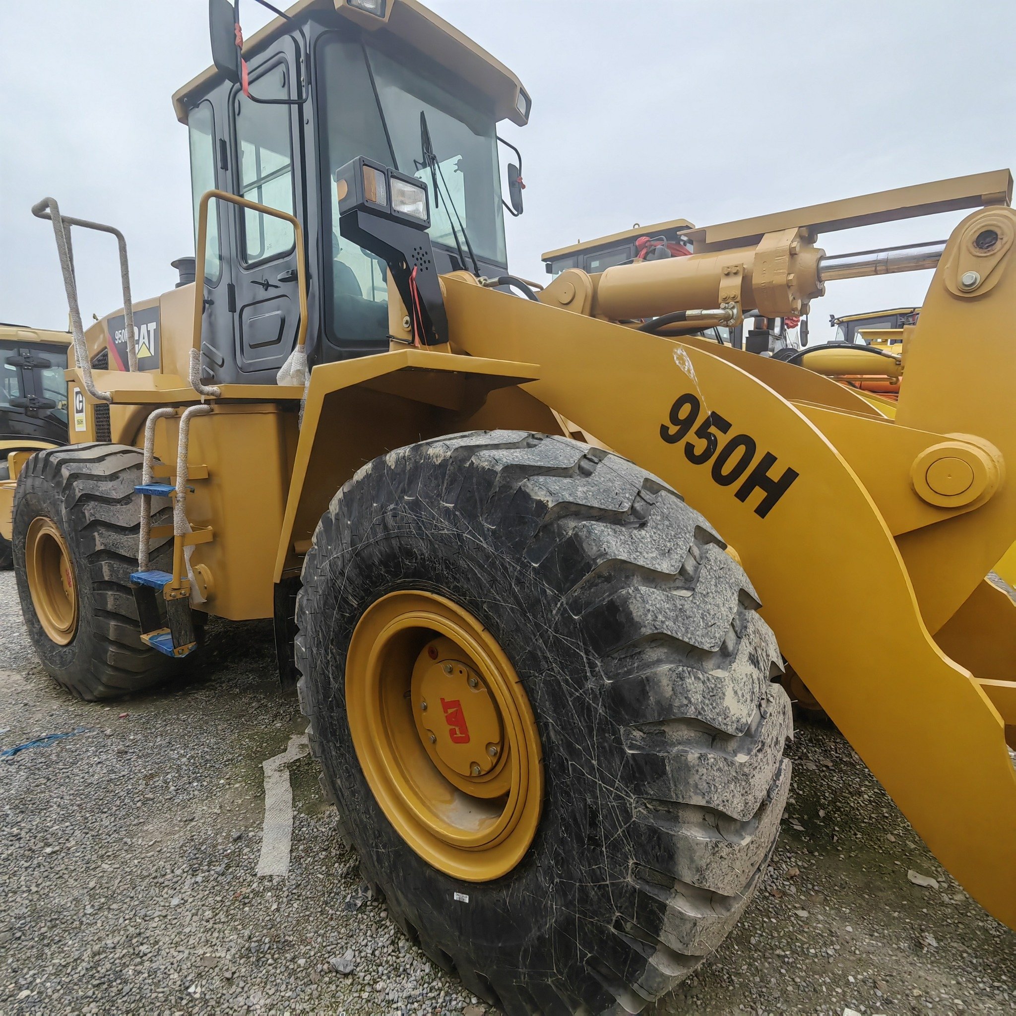 Front Wheel Loader in Stock Well Sold Most Popular CAT Brand Front Loader 5Ton Cheap Used CAT950H Loader for sale
