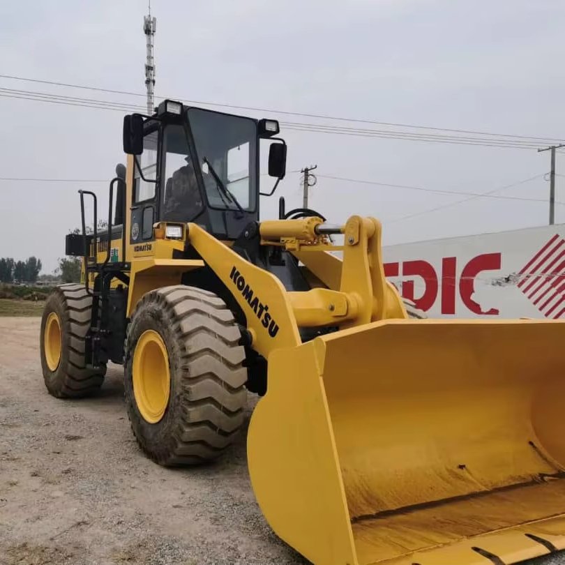 Komatsu WA320-3 2010 Model Year Used Mini Loader 13 Ton Capacity Good Condition Heavy Machinery Japan Kawasaki Engine Hydraulic
