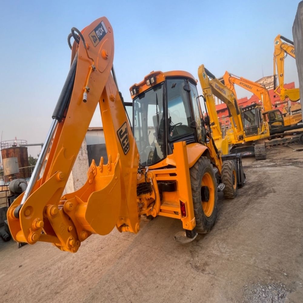 Used JCB 3CX Backhoe Loader with Core Components Cat Engine Pump Gearbox Bearing 420F Model 20 Ton Rated Load for Farms