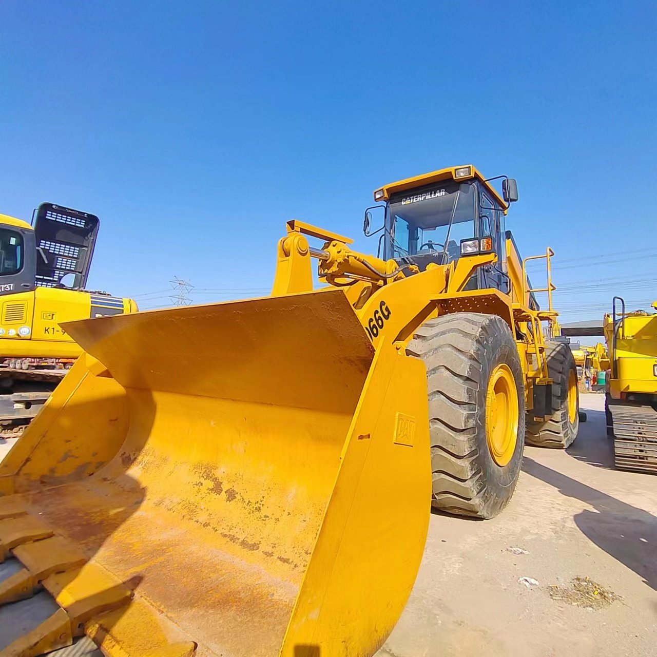 Used Caterpillar 966G Wheel Loader with Original Paint 5 Ton Front End Loader Features Core Components Engine Pump Motor