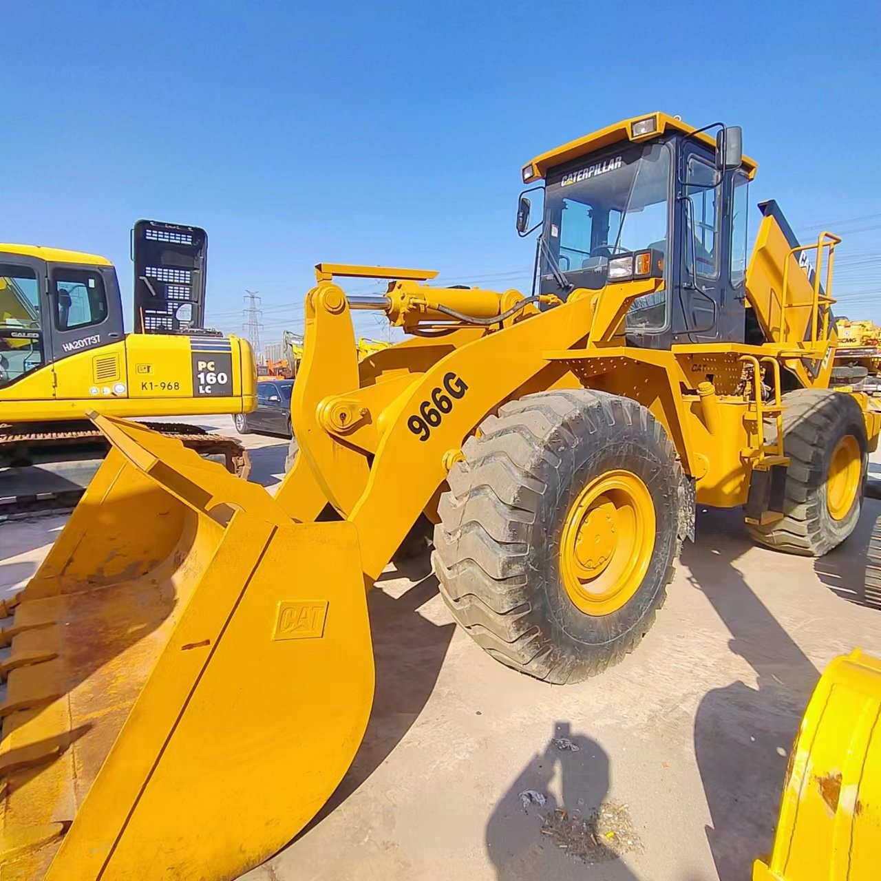 Used Caterpillar 966G Wheel Loader with Original Paint 5 Ton Front End Loader Features Core Components Engine Pump Motor