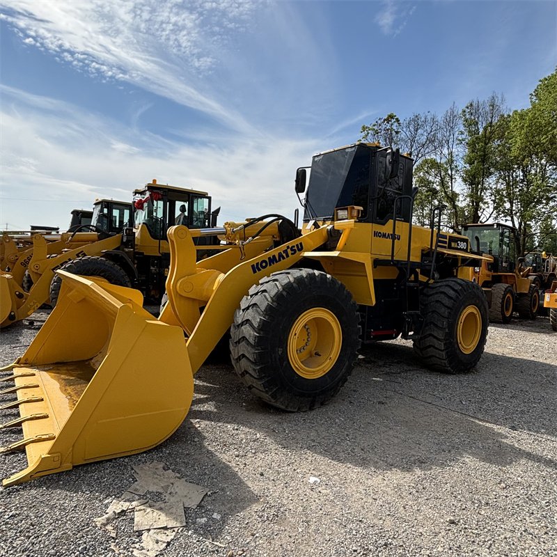 Almost New Condition Used Komatsu WA380 Loader Earth Machine Second Hand Komatsu WA380 Loader on sale