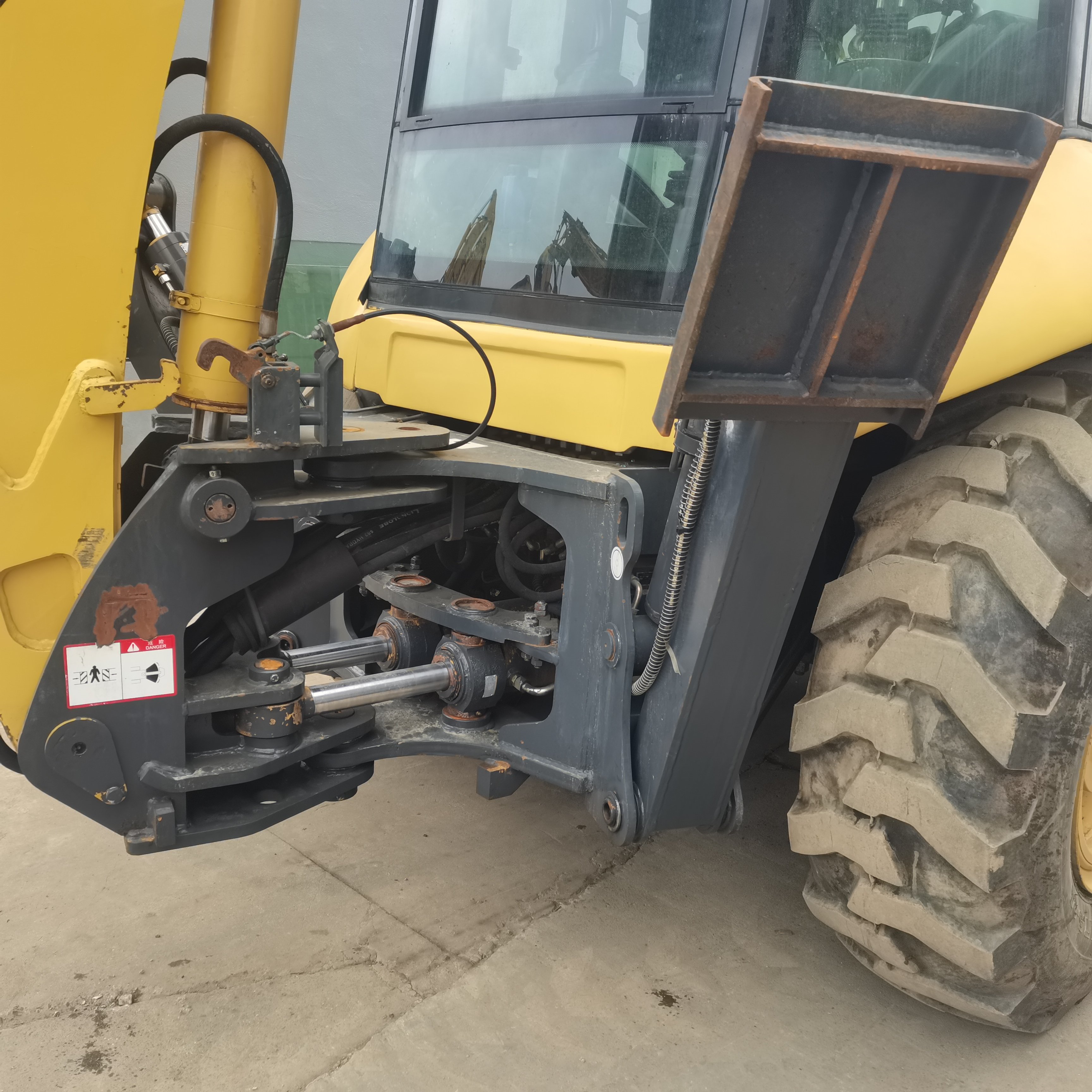 Used cat420f backhoe loader