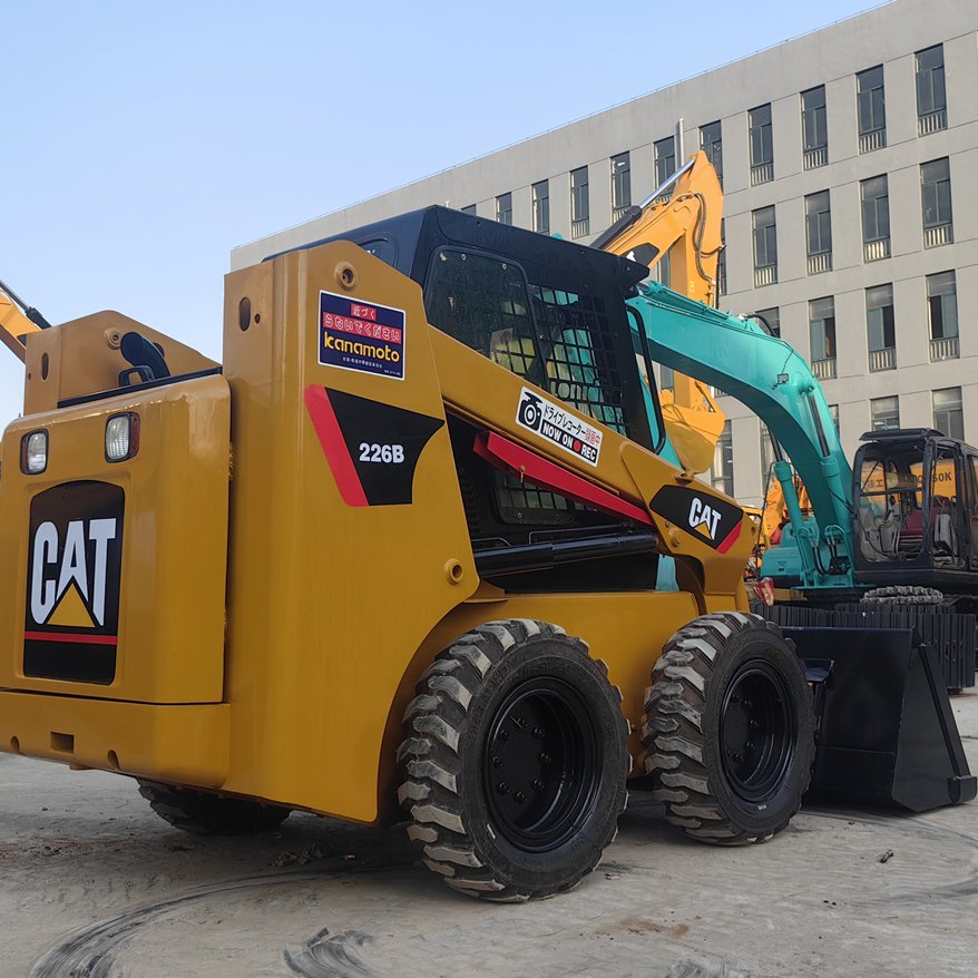 Caterpillar mini loader 226B skid steer loader used loaders