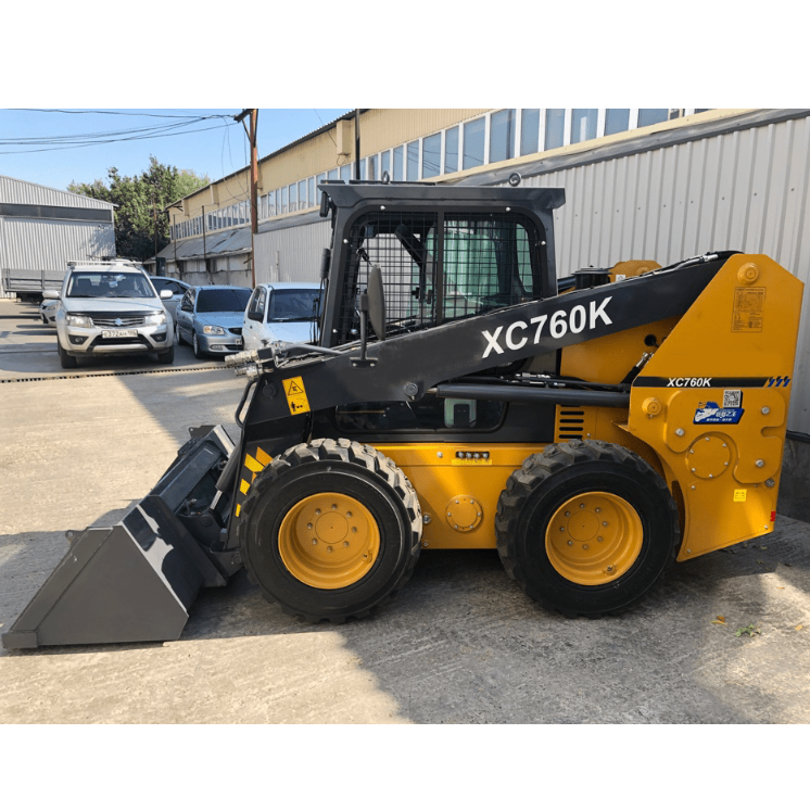 China Mini Skid Steer Loader XC760K Bucket Used Farm Construction Features Motor Engine Optional Attachments Available