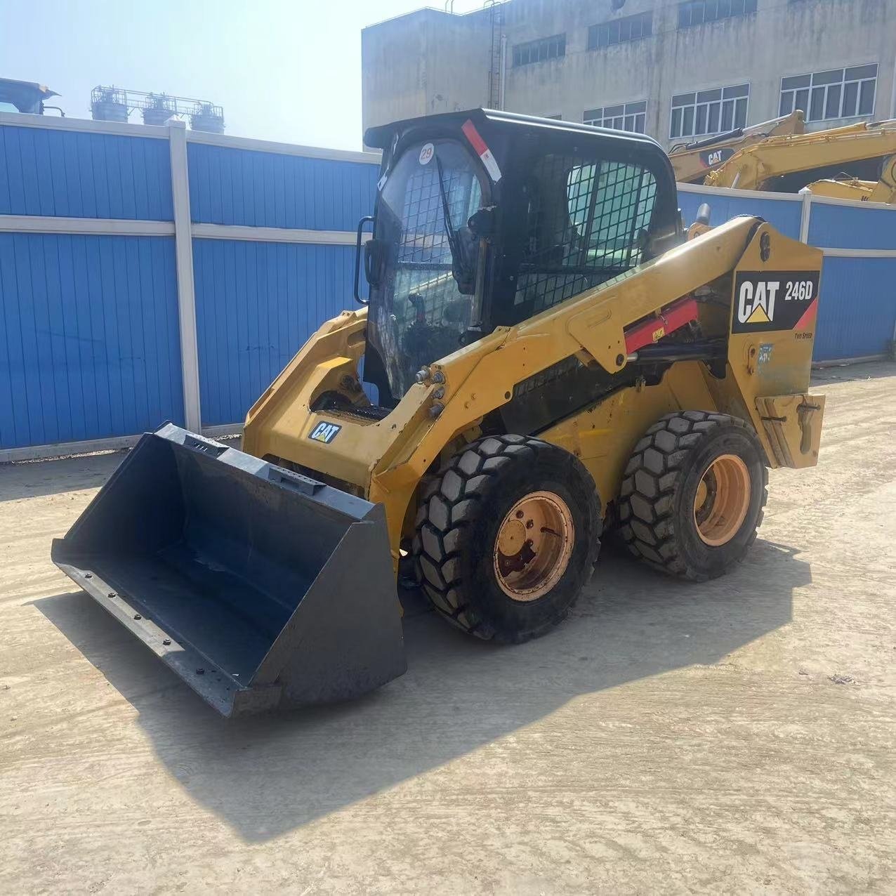 factory direct supplier caterpillar 246d mini used skid steer cat 246 272 hydraulic used self loaders for sale