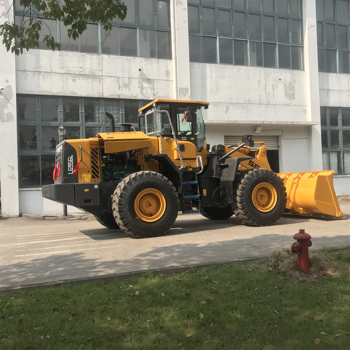 Shandong LINGONG LG956L Wheel Loader 5ton payloader SDLG 956 LG956F LG958F China made cheap loader