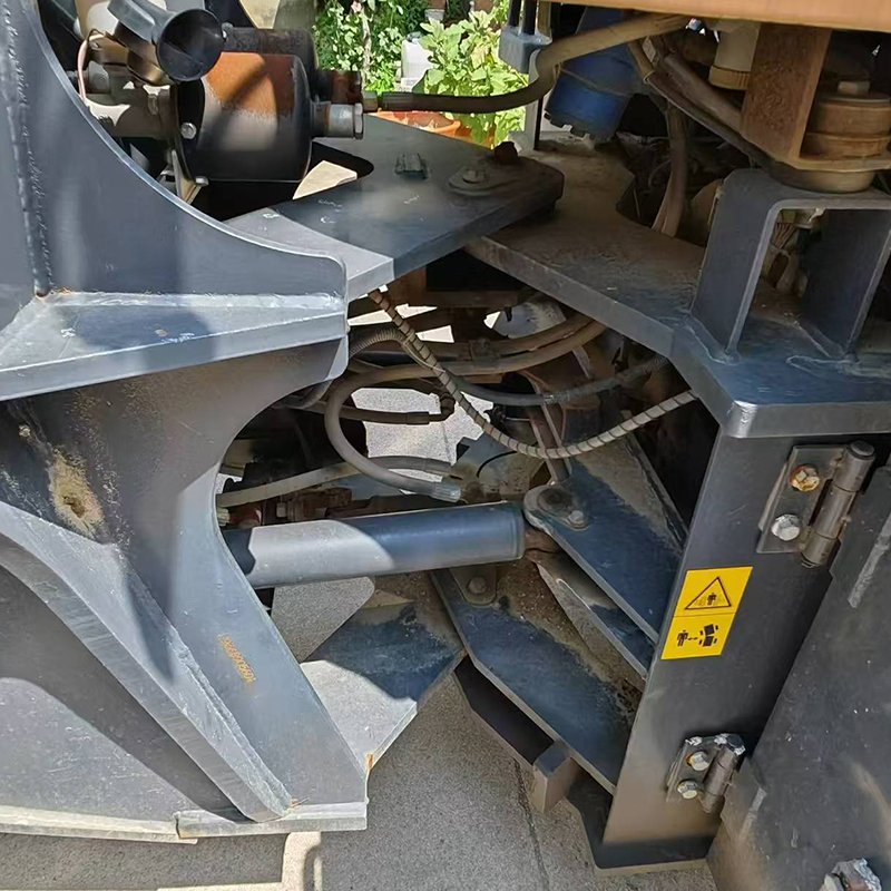 Hot Selling Cheap SDLG Second-Hand Loaders Diesel Engine Wheel Loaders