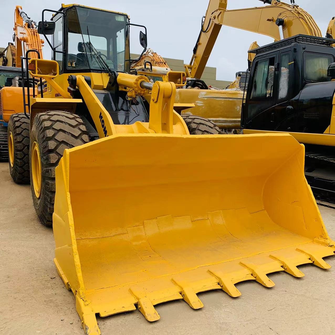 Used Original Komatsu WA380-3 Wheel Loader at low price Komatsu wa380-3 wa380-6 komatsu wa380-3 used front wheel loader