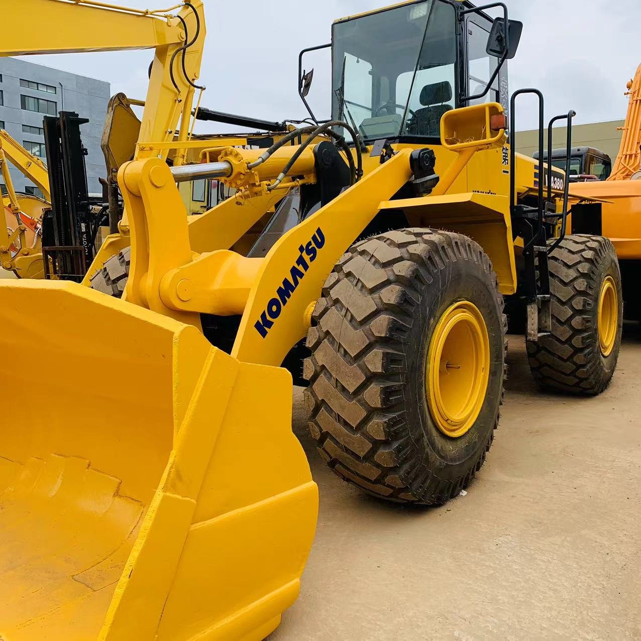 Used Original Komatsu WA380-3 Wheel Loader at low price Komatsu wa380-3 wa380-6 komatsu wa380-3 used front wheel loader