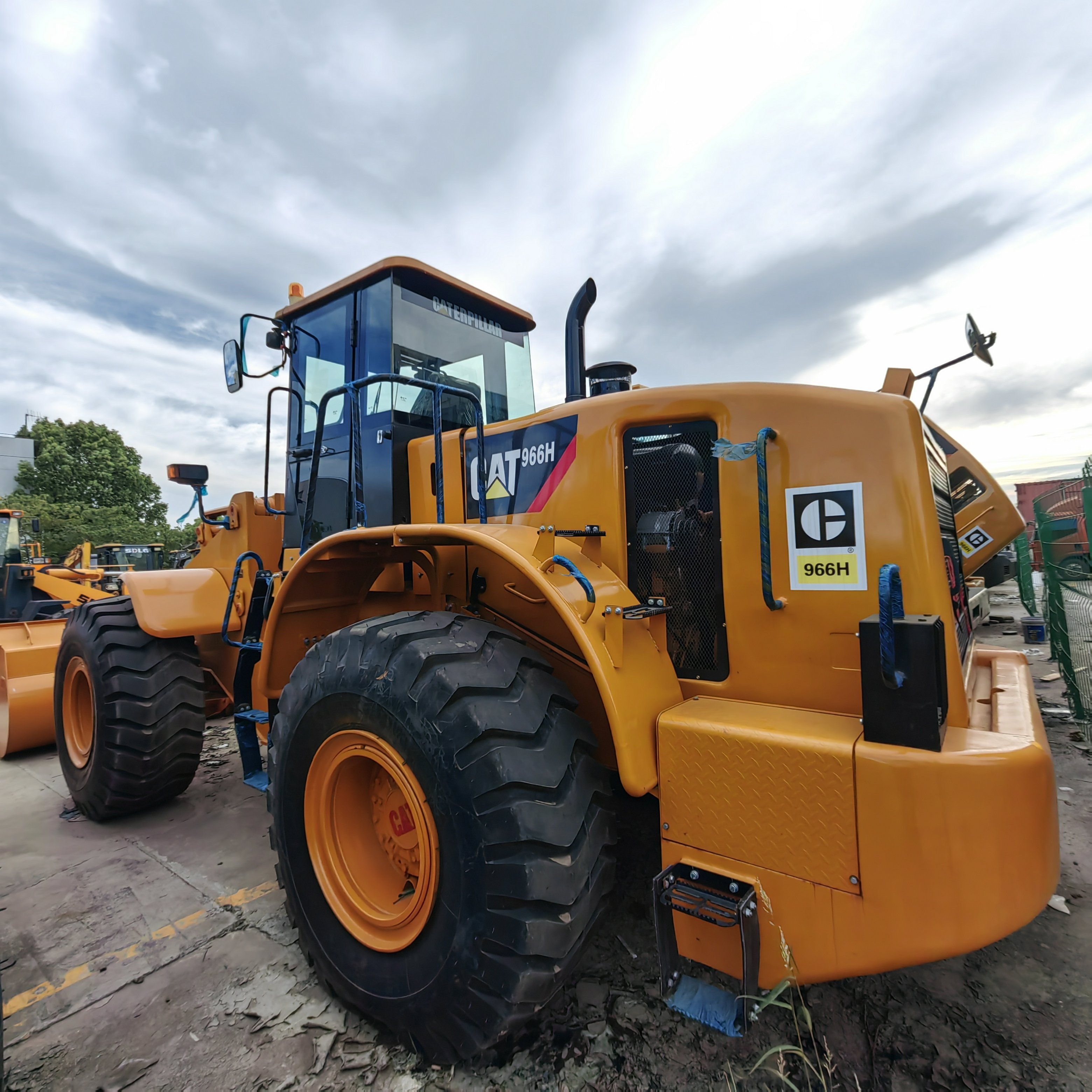 Caterpillar used loaders. Caterpillar track loaders. CAT966H CAT938H CAT988H CAT994K CAT950GC CAT966G CAT980H