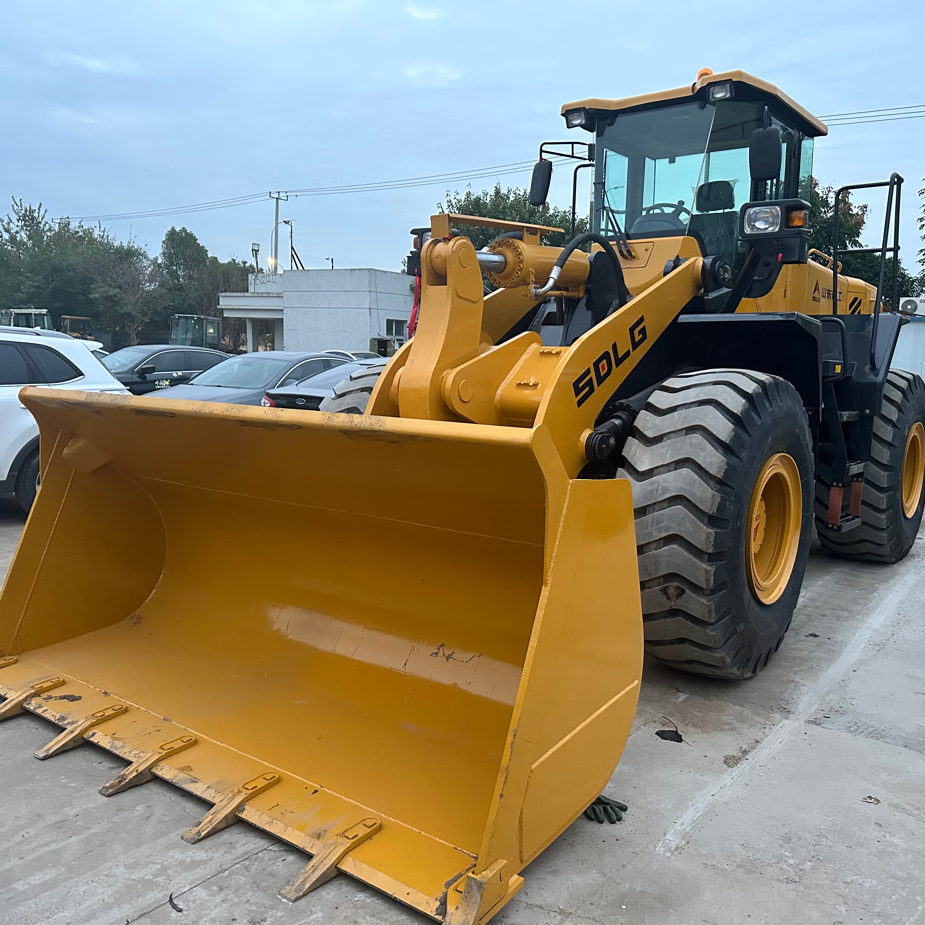 Original Good Quality Multi Function Second Hand 17 Tons Used Medium Used SDLG 956 Loader Machine