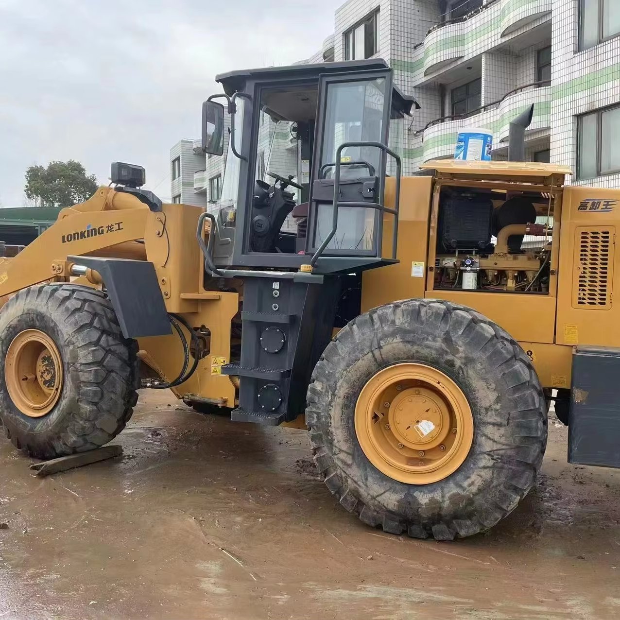 Durable 20-Ton Loaders from China Three Brands-Liugong Linyi Longgong Backhoe Front Mini Loaders Engine Motor Core Components