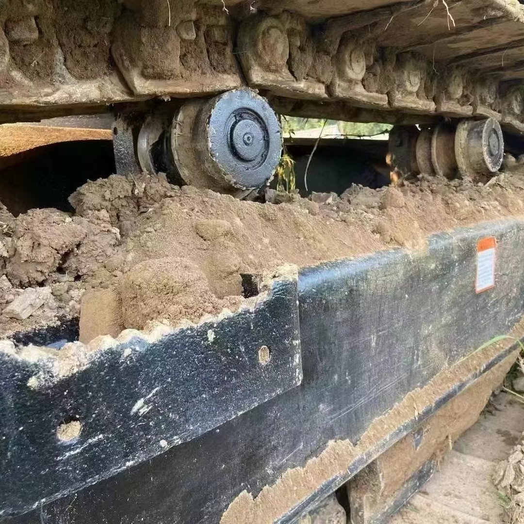 Professional Used Excavator Supply Crawler Backhoe 15TON 19 TON SANY SY215C Excavator For Sale