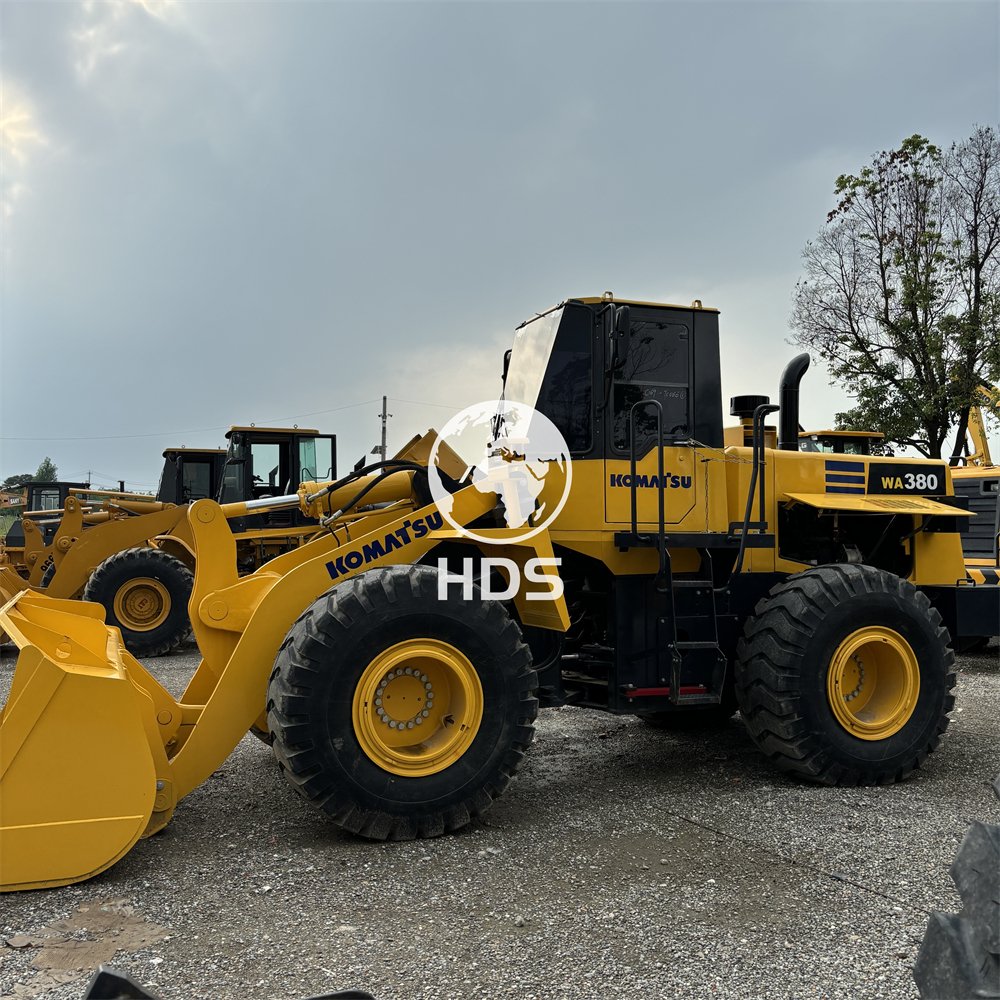 Used wa380-3 komatsu loader Original Japan, Used front end loader tractor wa38 0-3 wa380-5 wa380-6 wa470 Price low