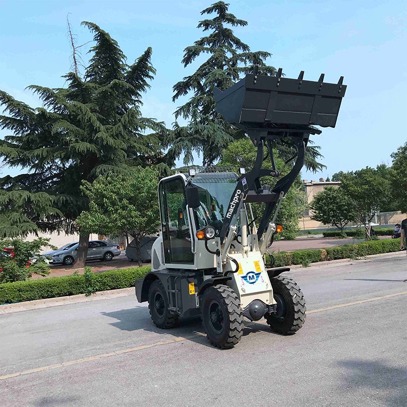 MACHPRO MLE808 THE CE-APPROVED LOADER WITH 800MM DUMP DISTANCE FOR VERSATILE OPERATIONS