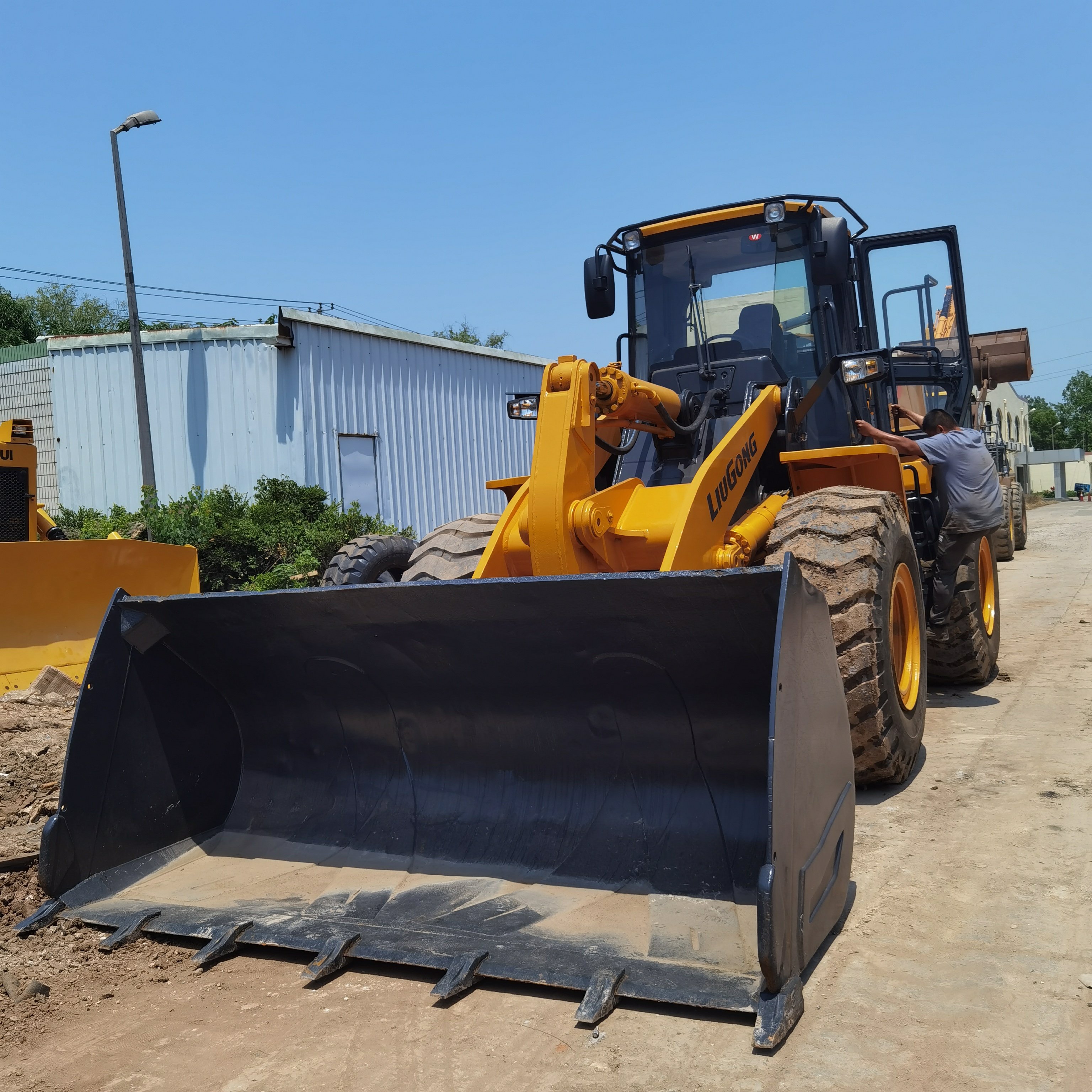 Liugong 50CN 856 Wheel Loader 5 Tons of China Hot Product 2020 Provided Renault Yellow Used Front Loader Machine Backhole Loader