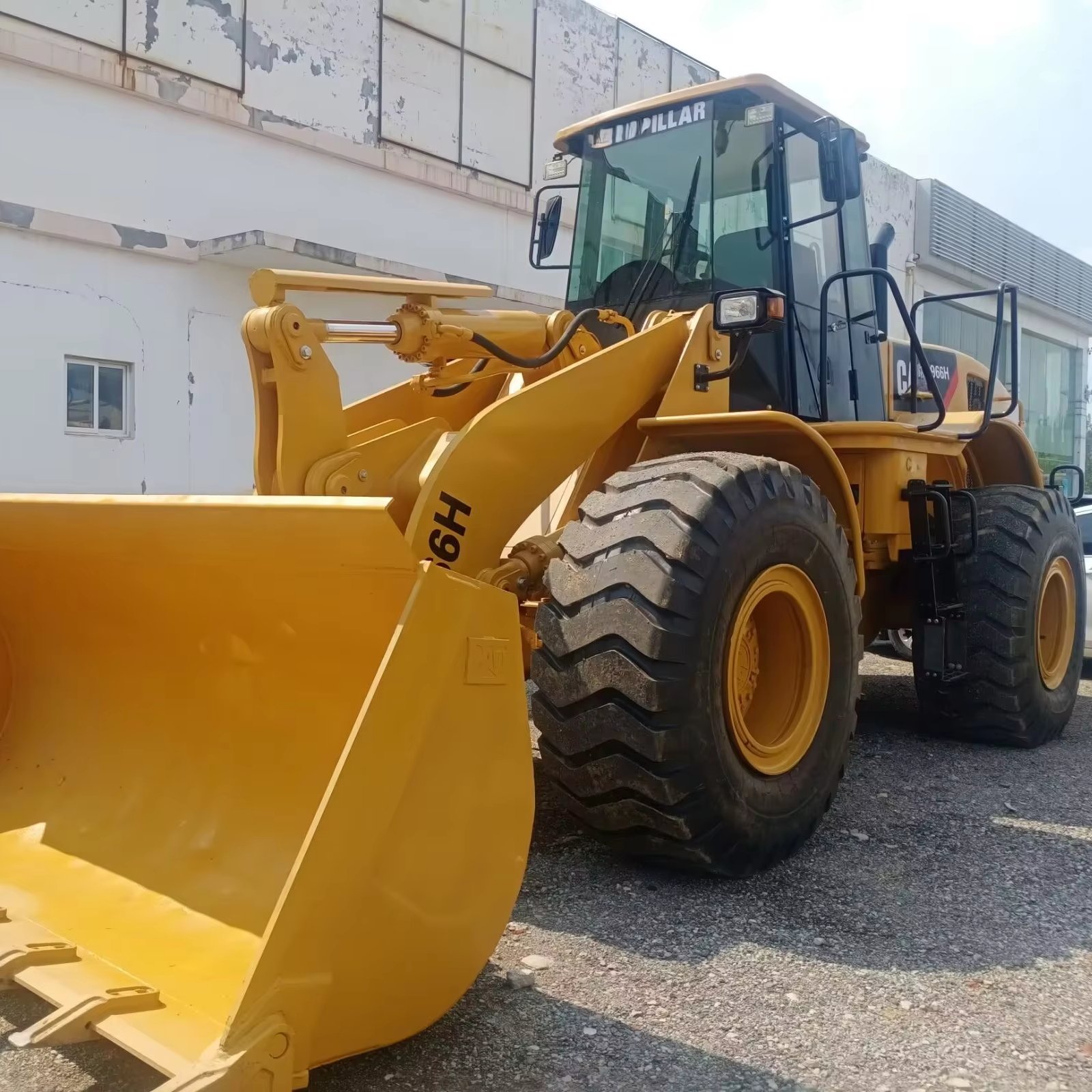 Low Price Steer Used Loader CAT 966H Good working condition in low price