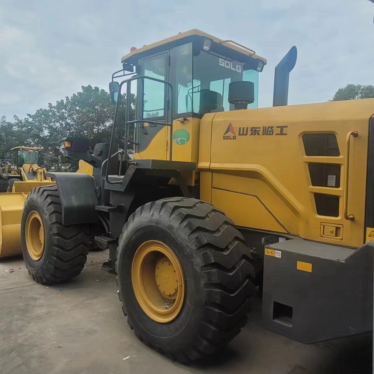 second construction machine 90% new lingong Wheel Loader 955 second-hand loader sold at a low price