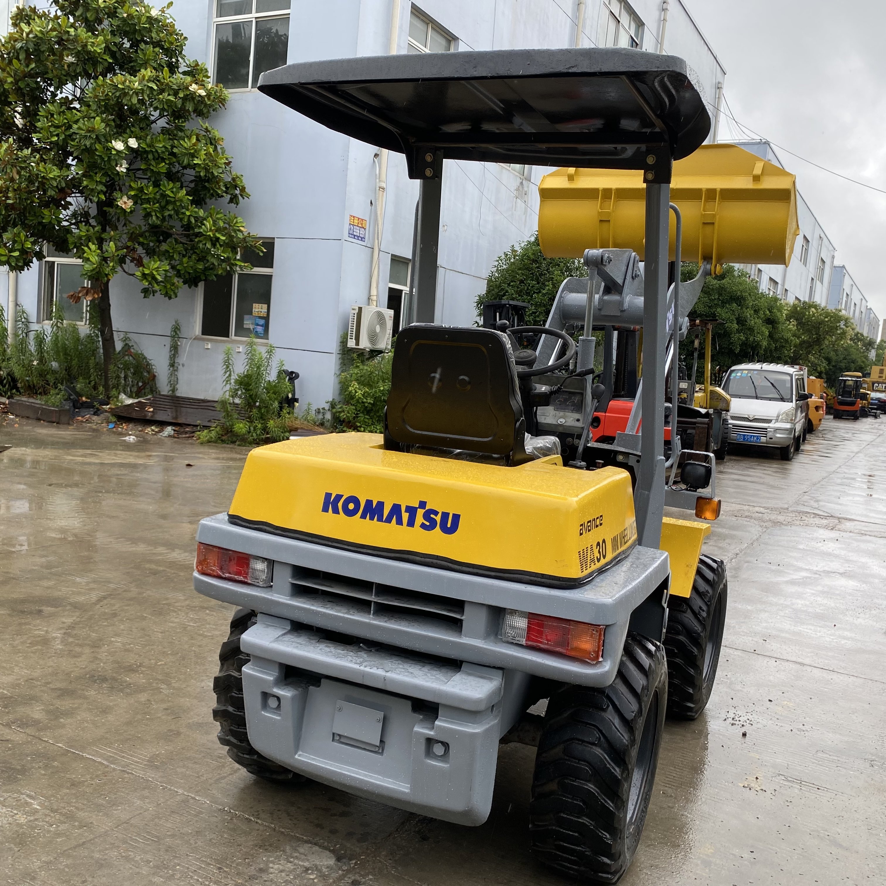 97% new professional manufacturer used loader komatsu WA30 cheap price hot selling wa20 in stock good working condition