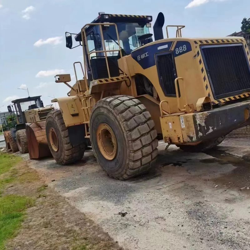 Low-priced used Liugong 888 loader